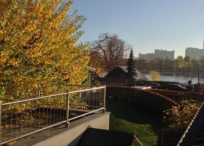Апартаменти Ajo - Alte Donau Garden Flat - Self-check-in *