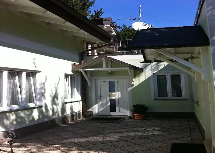 Апартаменти Ajo - Alte Donau Garden Flat - Self-check-in