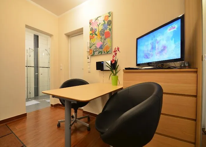 Ajo - Alte Donau Garden Flat - Self-check-in * Відень