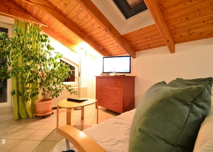 Ajo - Alte Donau Garden Flat - Self-check-in Апартаменти